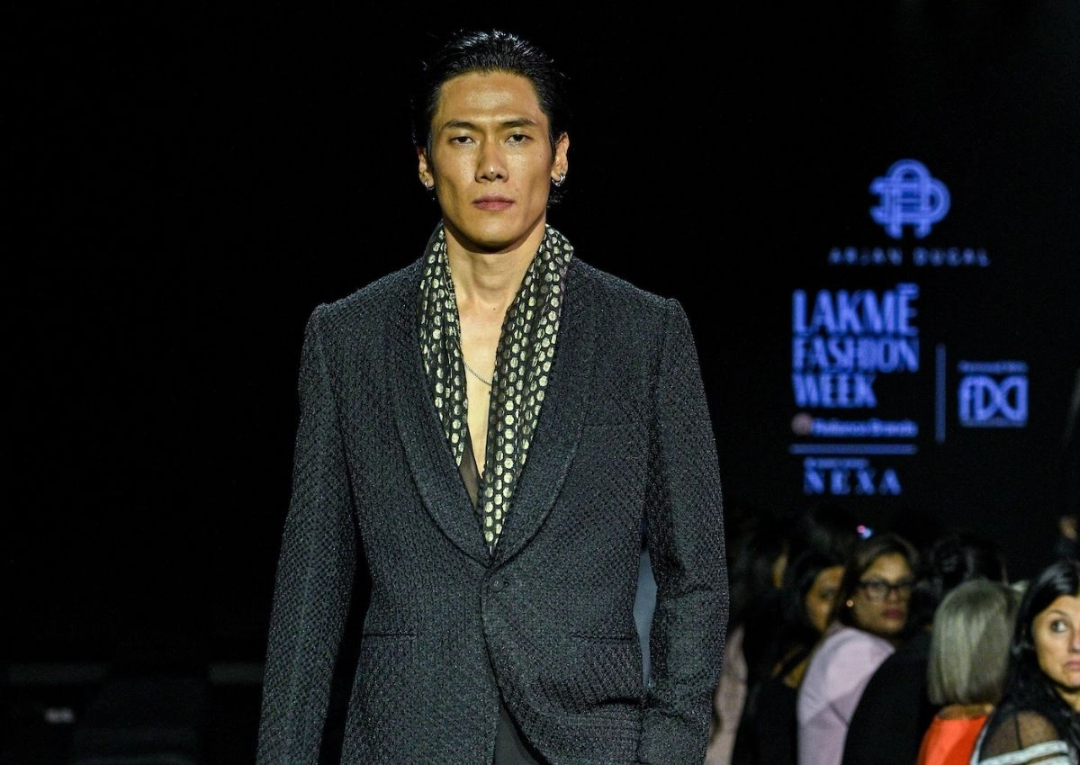 Arjan Dugal and Siddhartha Bansal gave stylish fashion directions at Lakmē fashion week in partnership with fdci