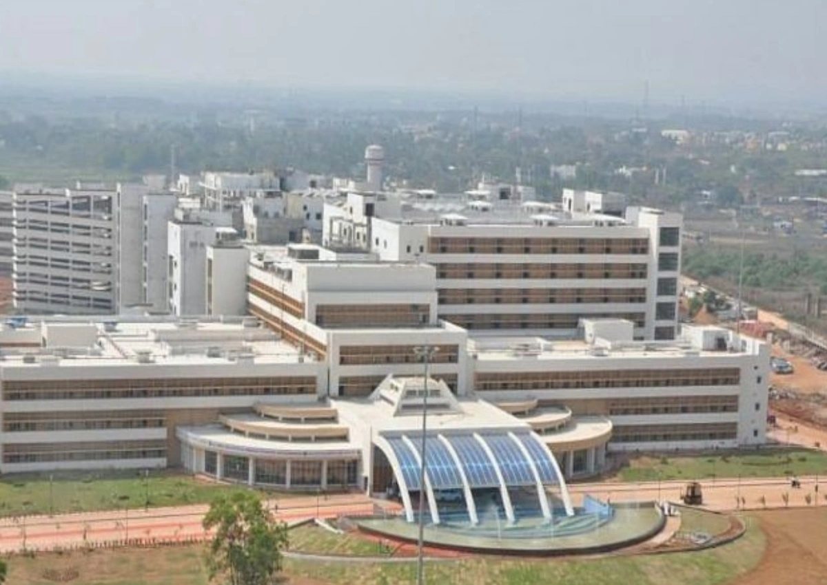 Delhi Government Launches 806 crore Medical College Project in Dwarka