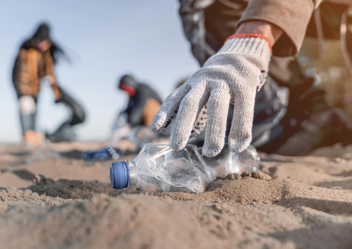 Plastic – free initiatives started by young people 