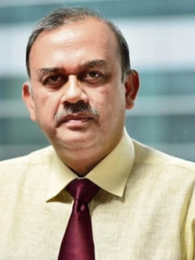 Atanu Chakraborty’s Sudden Exit from HDFC Bank: Ethical Concerns Spark Market Turmoil-thumnail