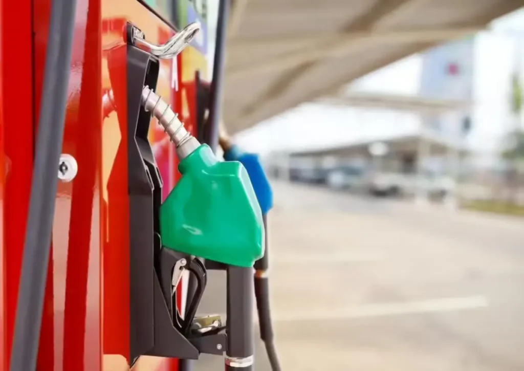 MoRTH to Mandate Diesel-Isobutanol Blending This Year; Draft Rules for Truck-Trailers Expected Soon